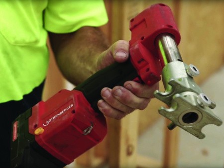 «Беспроводная технология» RO:  один аккумулятор для различного инструмента